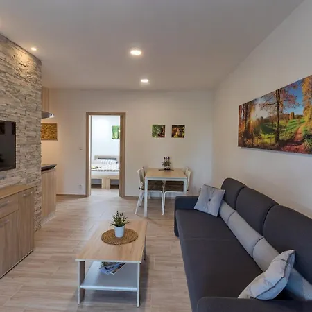 Δωμάτια σε οικογενειακή κατοικία Wine House *
